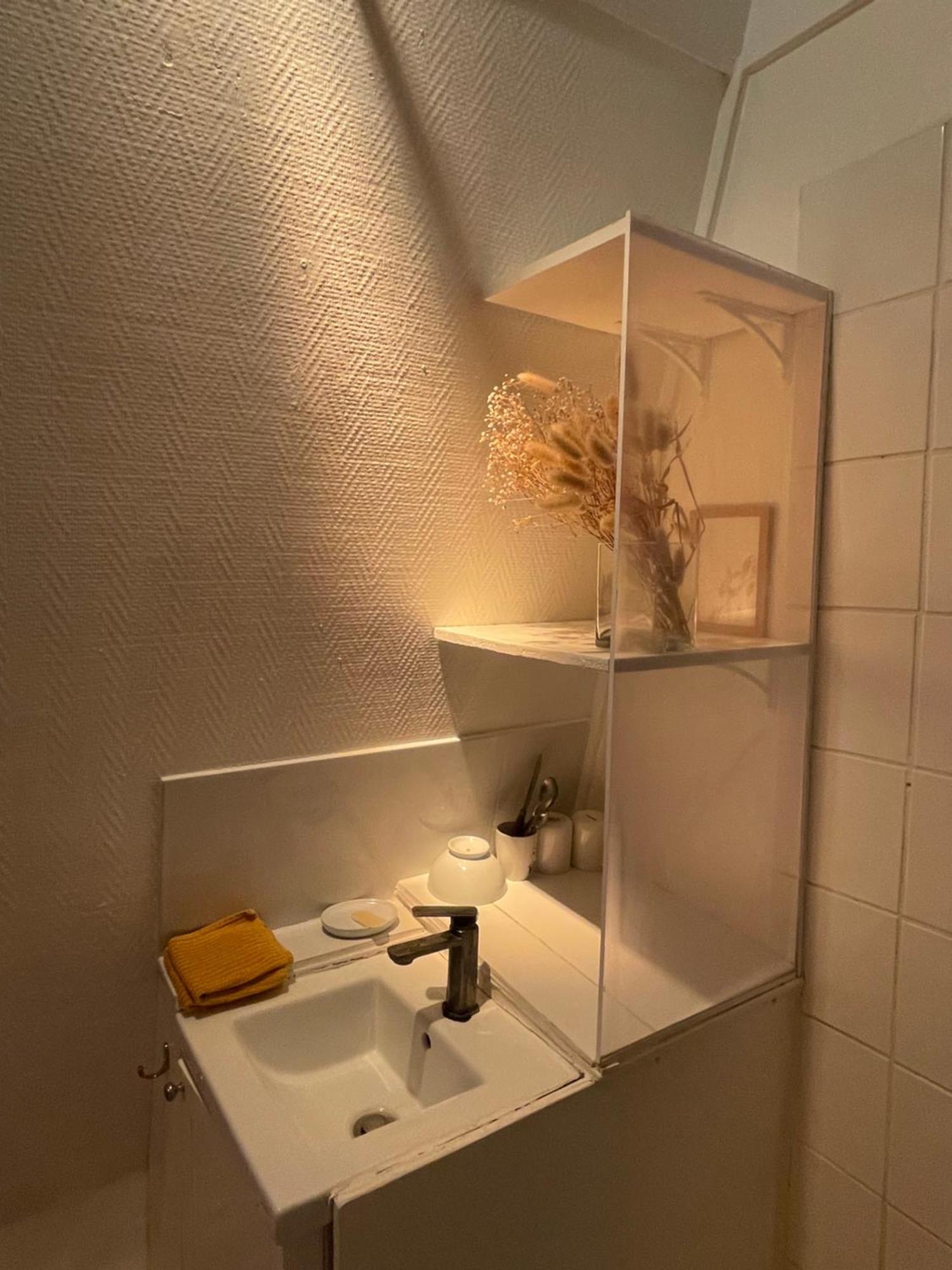 Central Cosy Room Париж Экстерьер фото